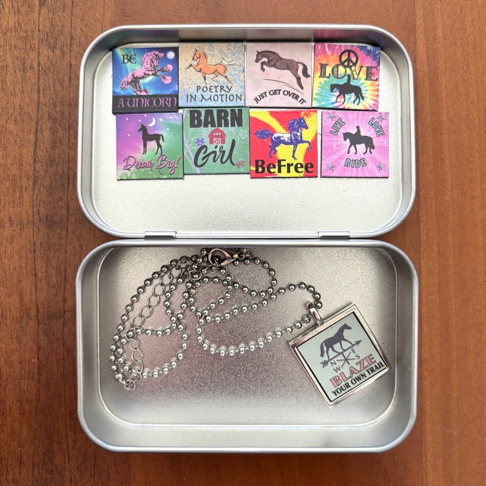 Breyer Equus 9 horse art tiles silver tone necklace in metal tin